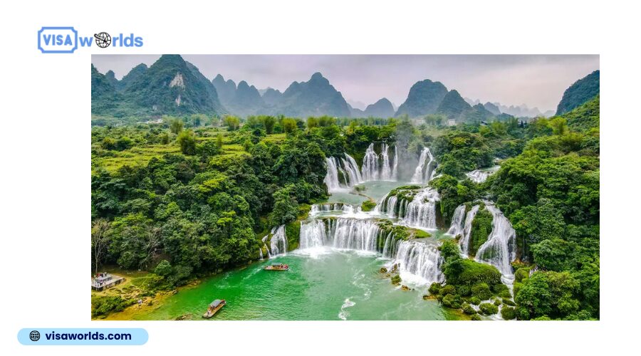 Điểm tham quan nổi bật: Thiên nhiên và hiện đại hòa quyện